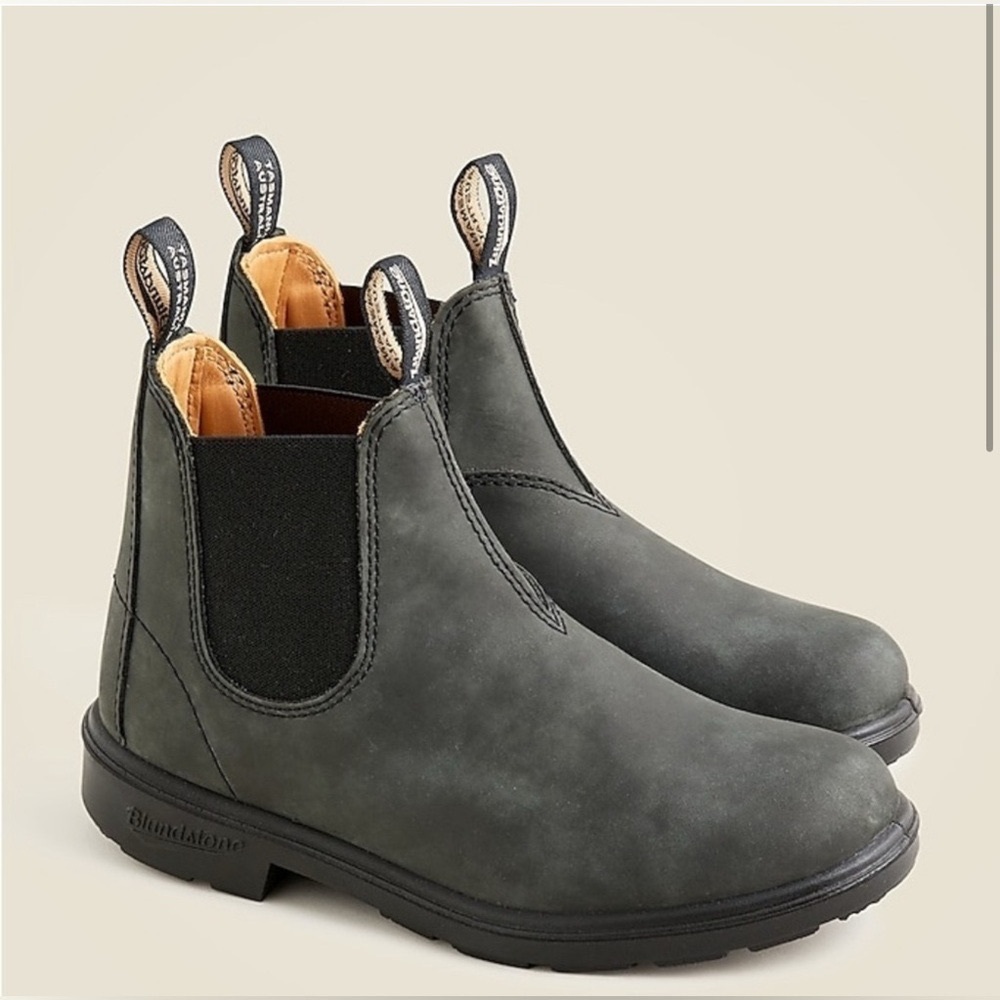 BLUNDSTONE Kids - Rustic Black - Chelsea Boots - 1325 

Size 11 US / 10 AU